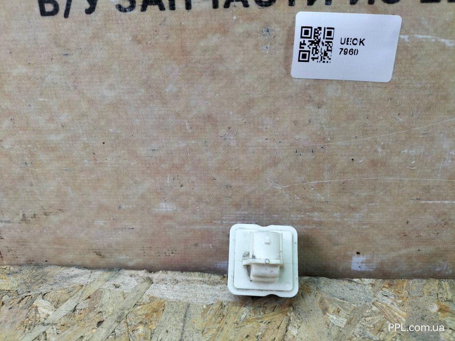 Jeep Compass II 2016- Камера заднего вида 04672771AC