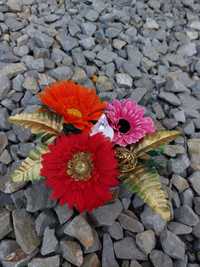 kwiaty na grób, wiązanka w donicy