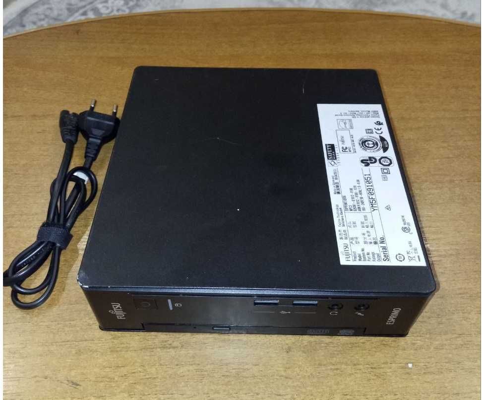 MICRO Комп'ютер Fujitsu Q556\ intel i5-6500\ 8gb ddr4\ 1.4кг ваги