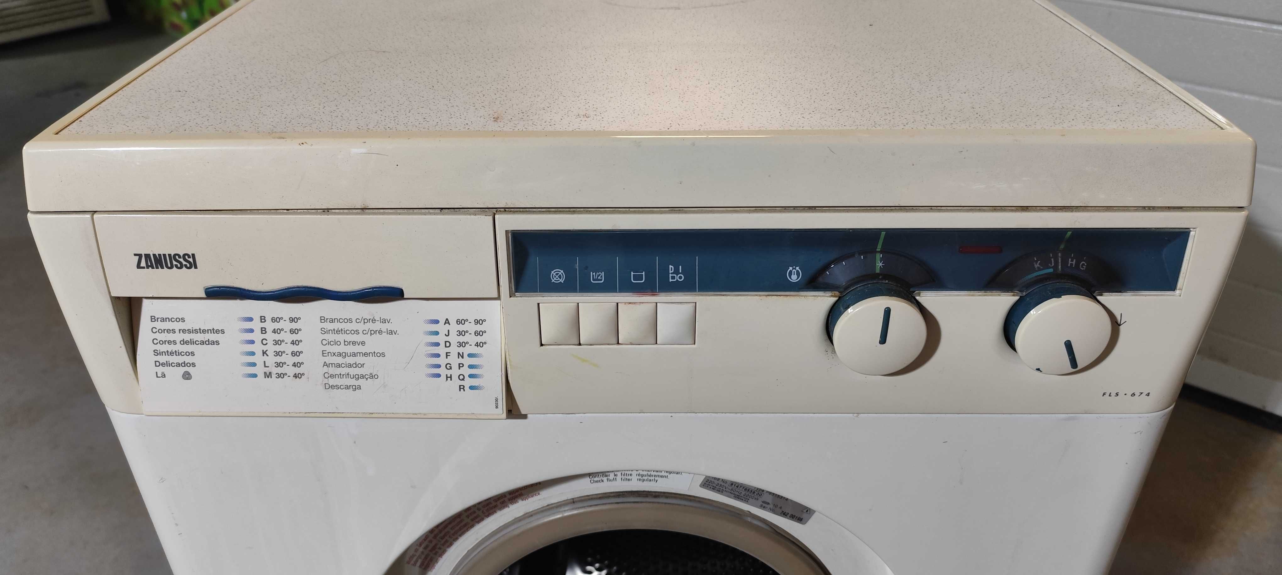 Máquina de Lavar Zanussi  a Funcionar bem