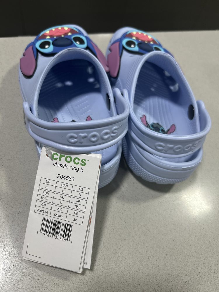 Crocks Stitch Disney