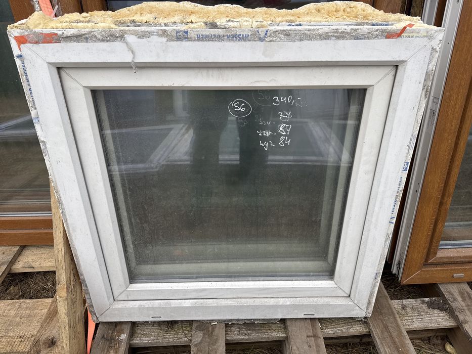 3x okno plastikowe piwniczne 87x84 białe rozwierno uchylne (wysylka)