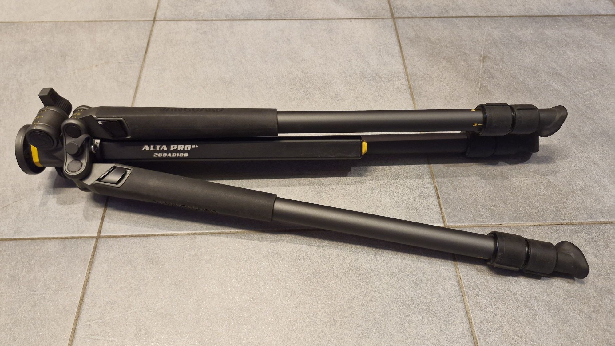 Statyw Vanguard Alta Pro 2+ SAME NOGI plus pokrowiec