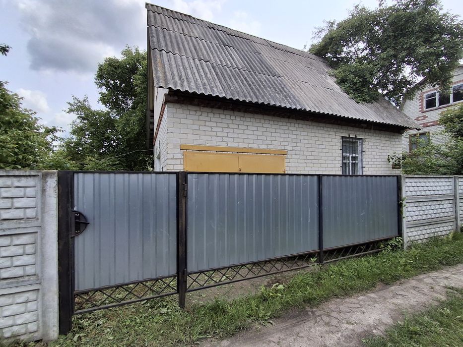 Продаж великої дачі з опаленням. Жавинка