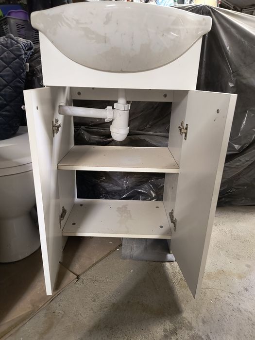 Szafka łazienkowa z umywalką