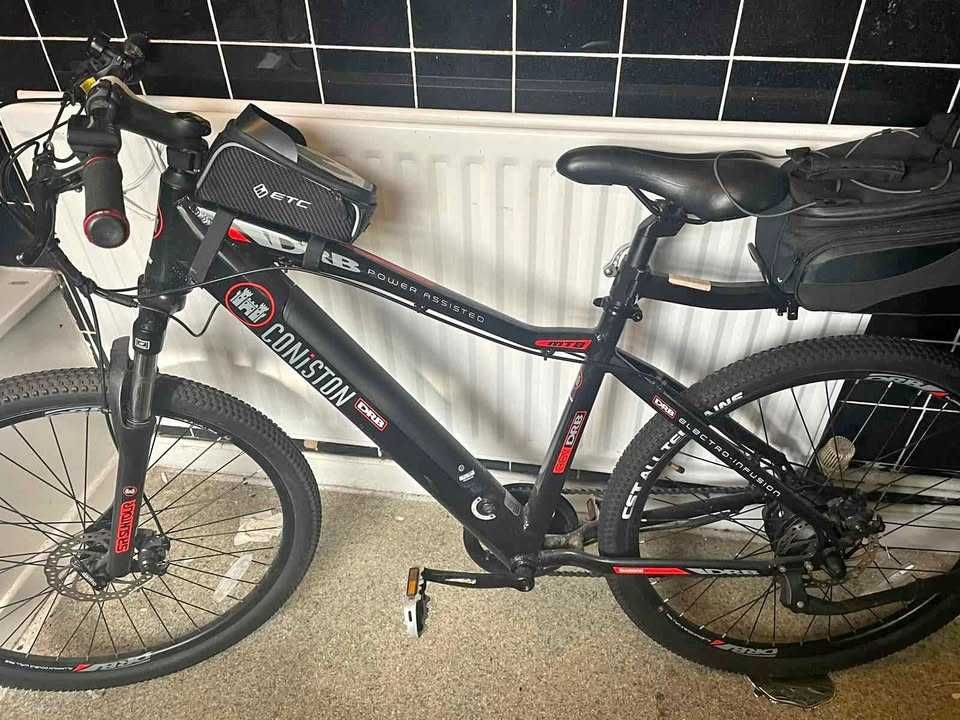 Rower elektryczny Dallingridge Coniston 700c - jak nowy, z dodatkami!