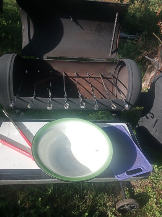 Смокер , мангал ,  барбекю , гріль , коптільня , пічь під казан .