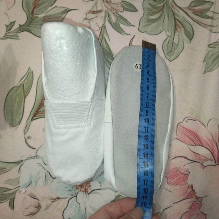 Чешки дитячі нові 19 см