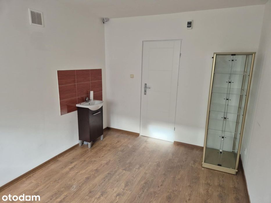 Biuro , gabinet z umywalką , salon, lokal , studio WC kuchnia, VAT 23%