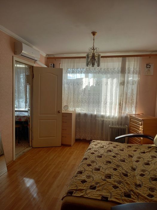 Продам 1-но комнатную квартиру пос Котовского /Заболотного/Таврия В
