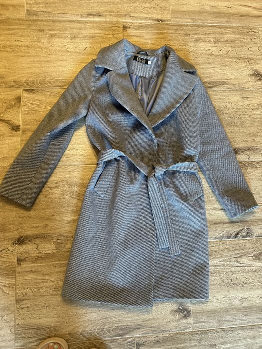 Шикарне пальто шерсть італія 46-48 розм