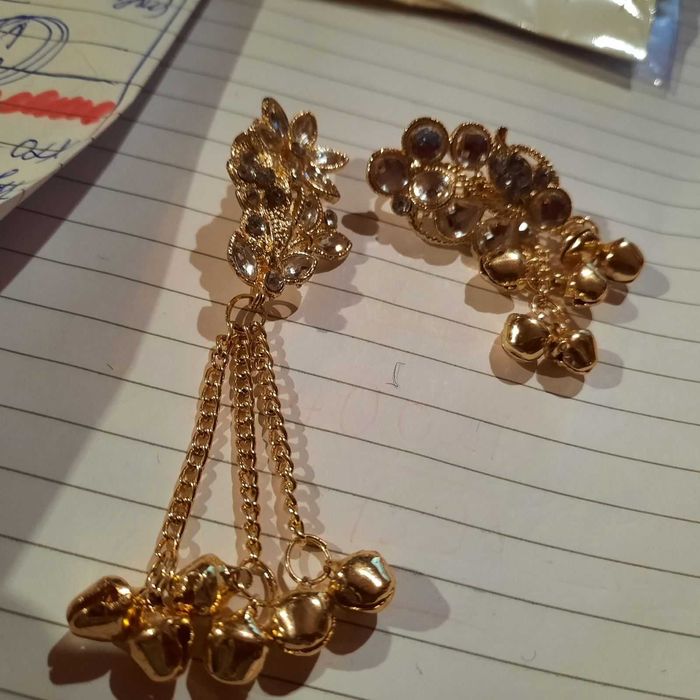 брошь брошка золотистый металл подвески как колокольчик сирия