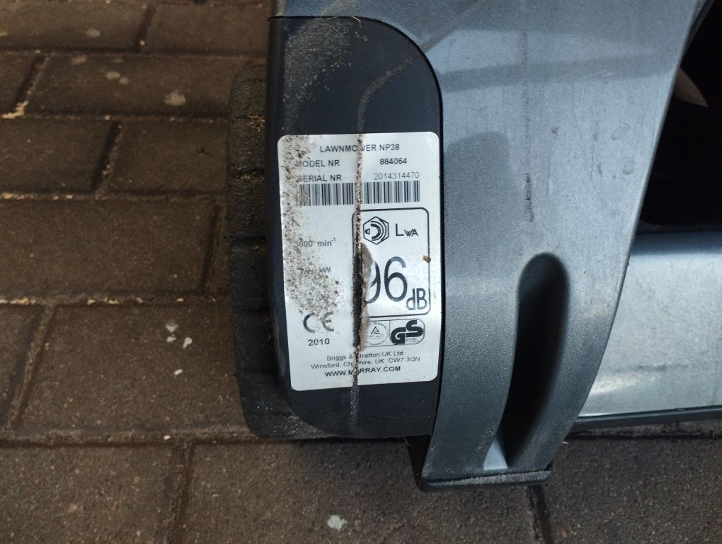 Obudowa laweta plastikowa kosiarki silnik Briggs strtton kosiarka