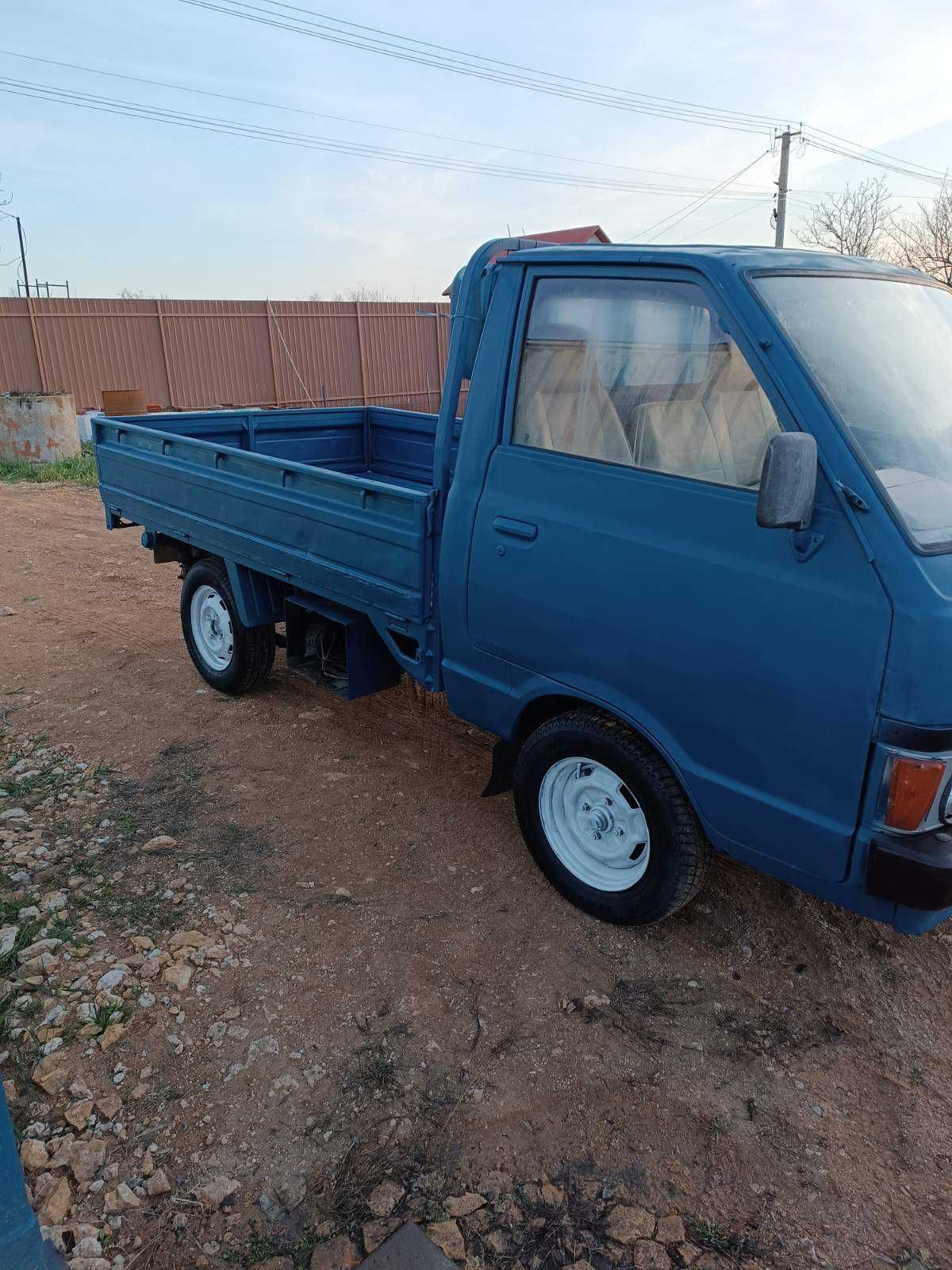 Nissan vanette cargo