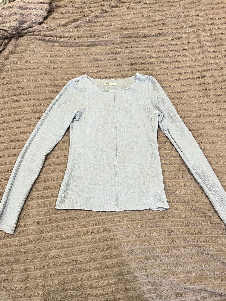 Продам кофту б/у