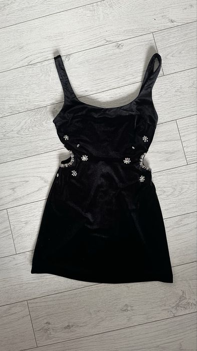 Бархатна сукня Zara