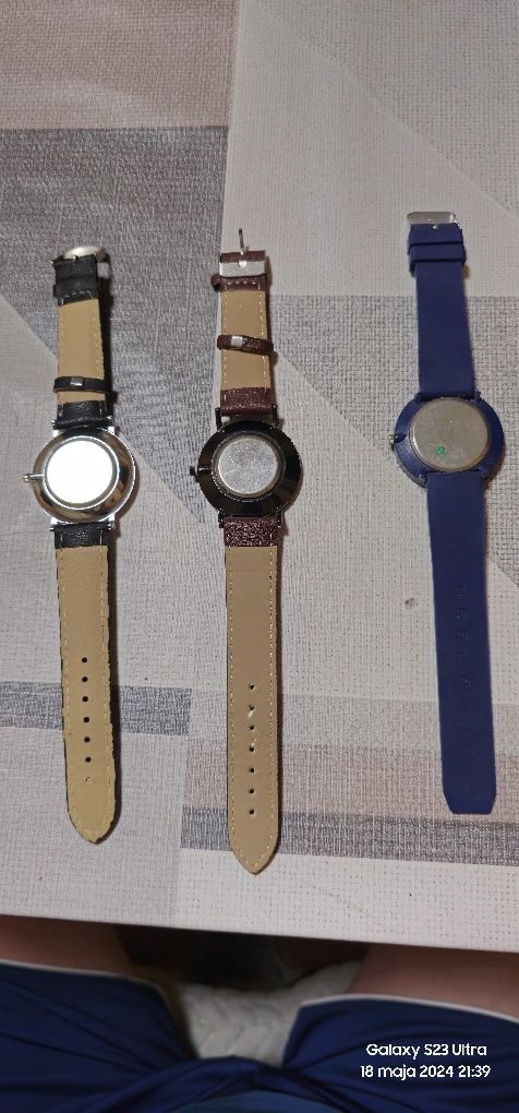 Trzy zegarki na lato.