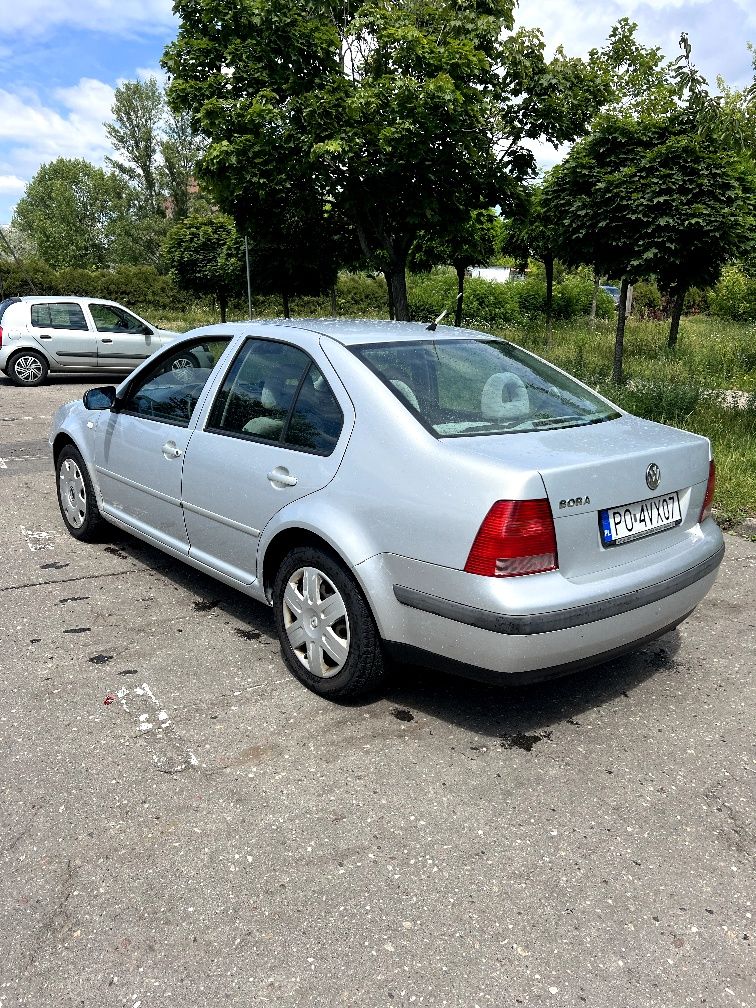 Volkswagen Bora 1.6 benzyna