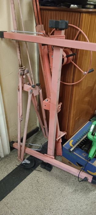 Podnosnik do montażu płyt gipsowych