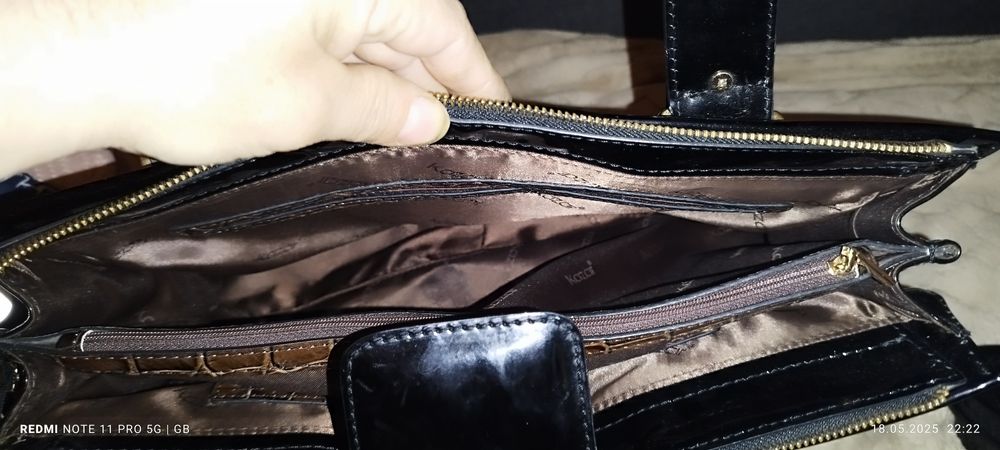 Sprzedam oryginalną torebkę firmy Kazar nowa