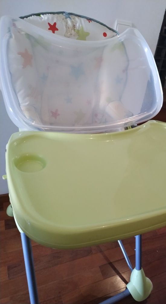 Cadeira da papa para bebé