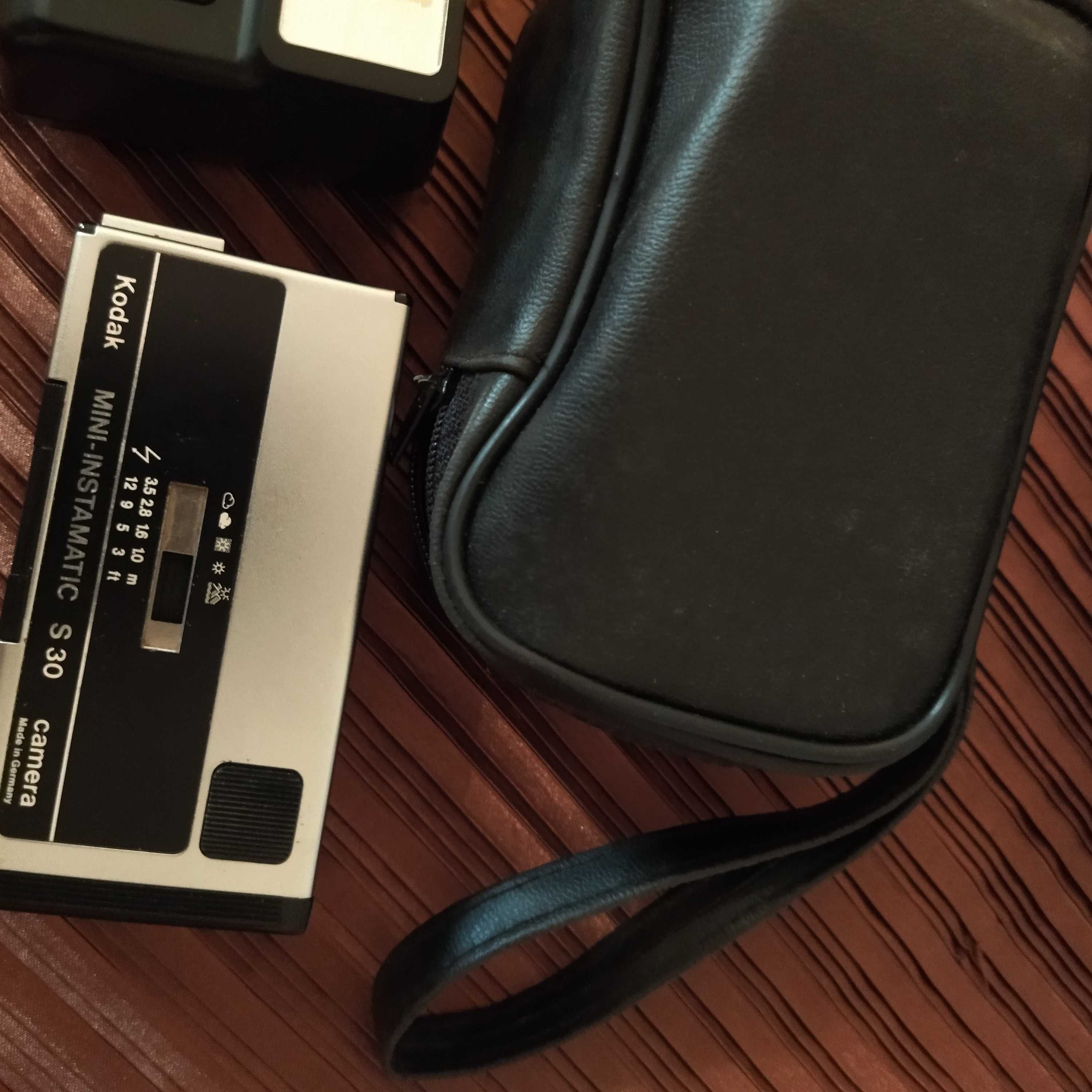 Máquina Fotográfica Kodak Mini- Instamatic S 30 + Flash