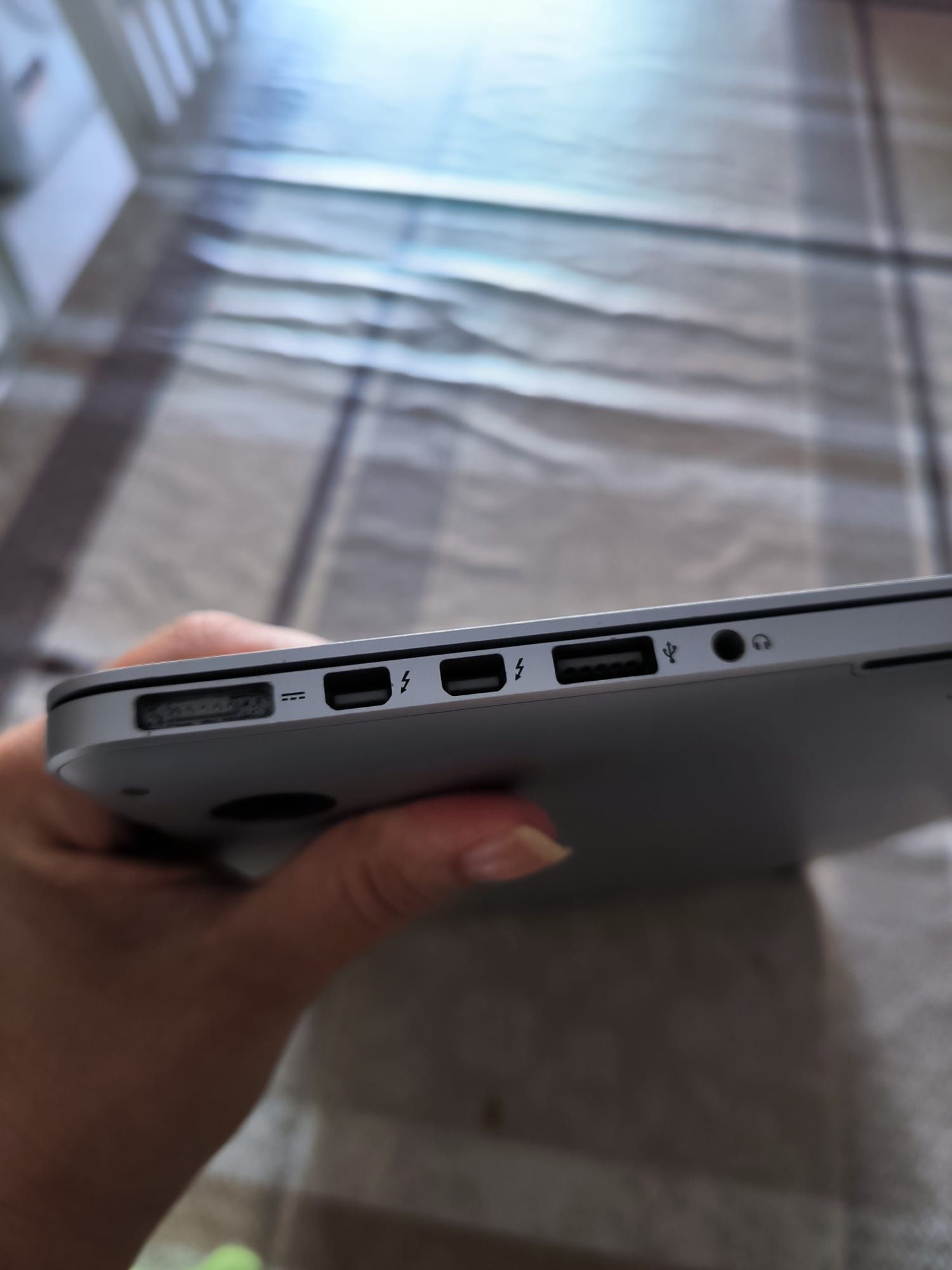 MacBook Pro 15" Retina - Version 11.0.1