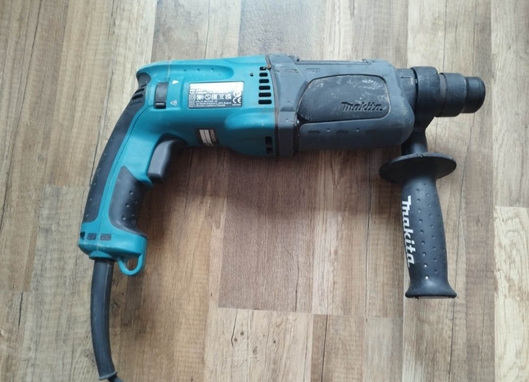 Młotowiertarka Makita hr2470
