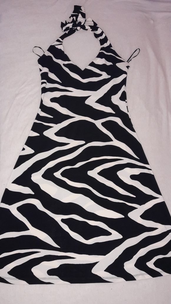 Sukienka H&M w modny zwierzęcy print