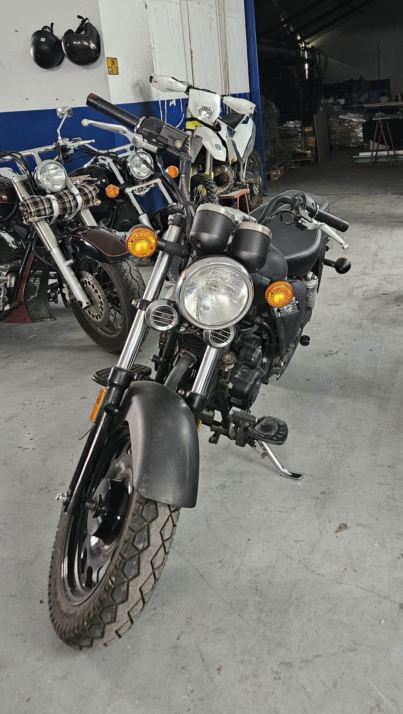 Keeway Superlight 125
