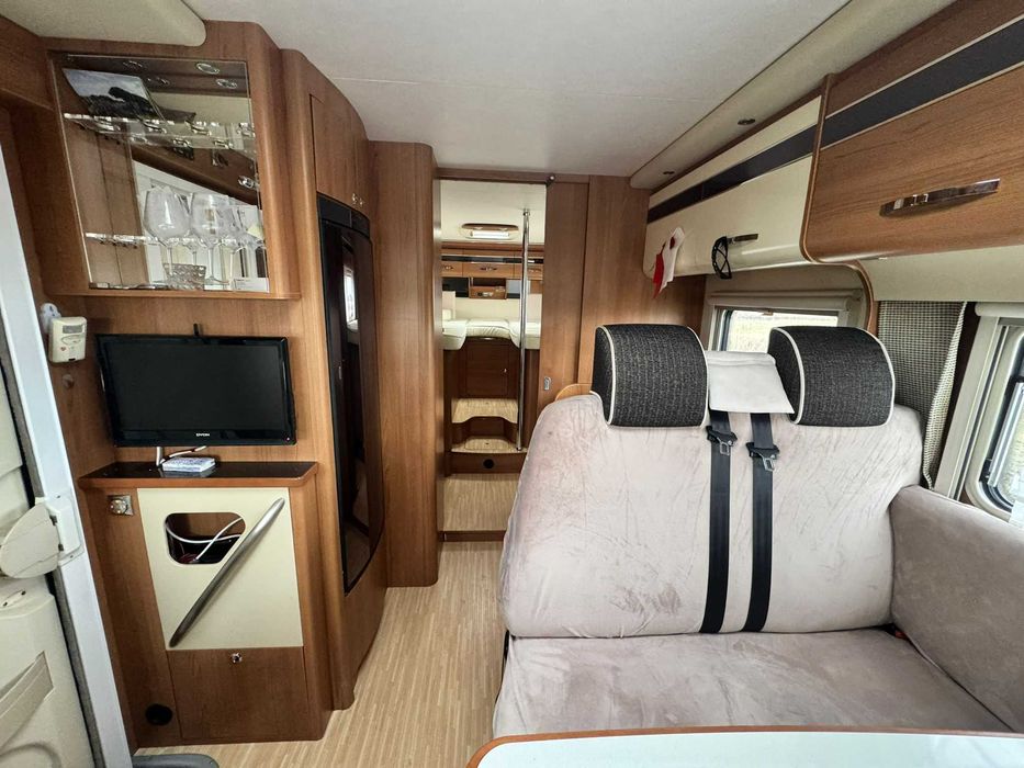 LMC  I730 kamper integra