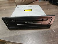 radio nawigacja audi a4 b8