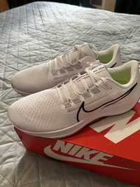 Кросівки Nike AIR ZOOM PEGASUS 38 white