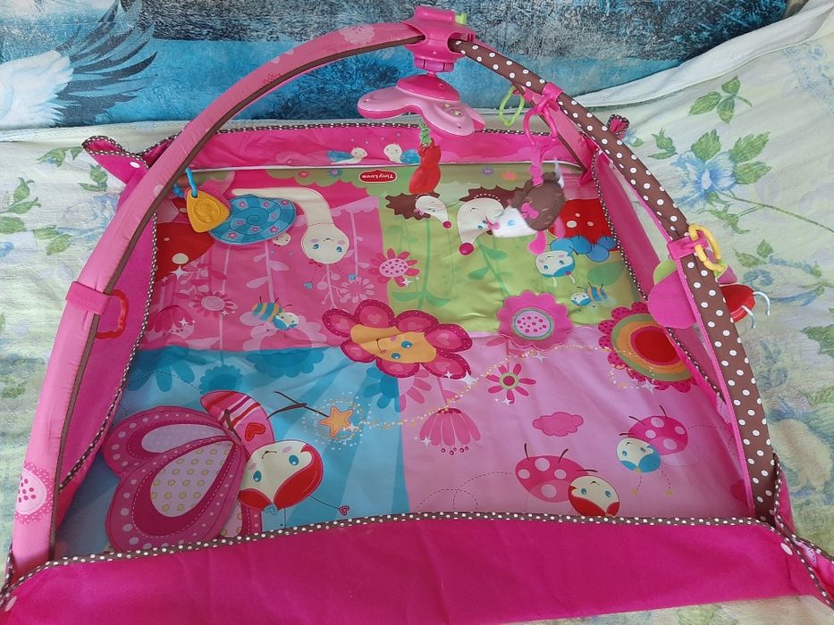 Ігровий коврик для немовлят