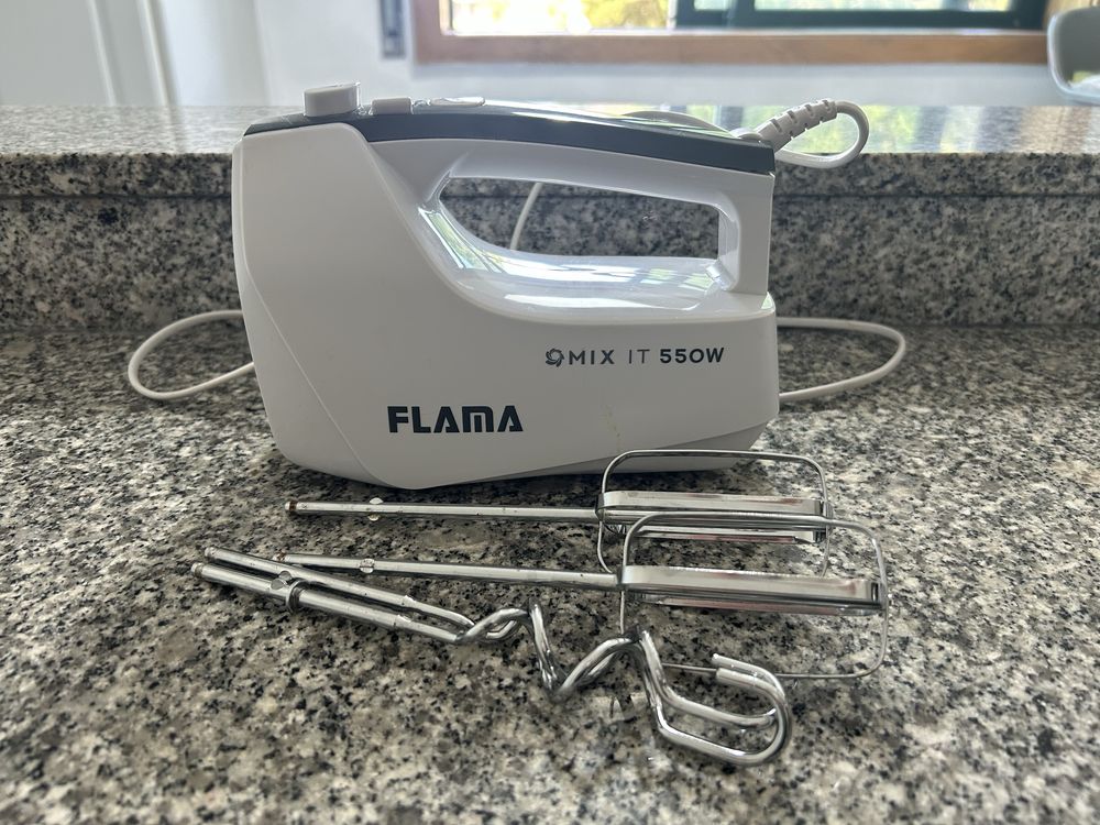 Batedeira com 2 varas diferentes