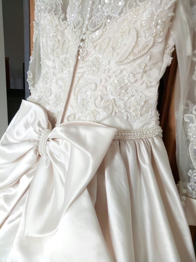 Bajecznie piękna suknia ślubna s