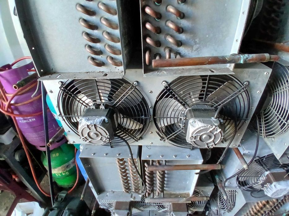 Wymiennik ciepła z 2 wentylatorami,  skraplacz chłodniczy