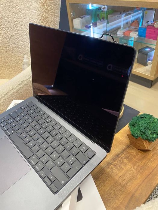 Ноутбук Apple MacBook Pro 14" M4 Pro 24/512GB Space Black (MX2H3) 2024