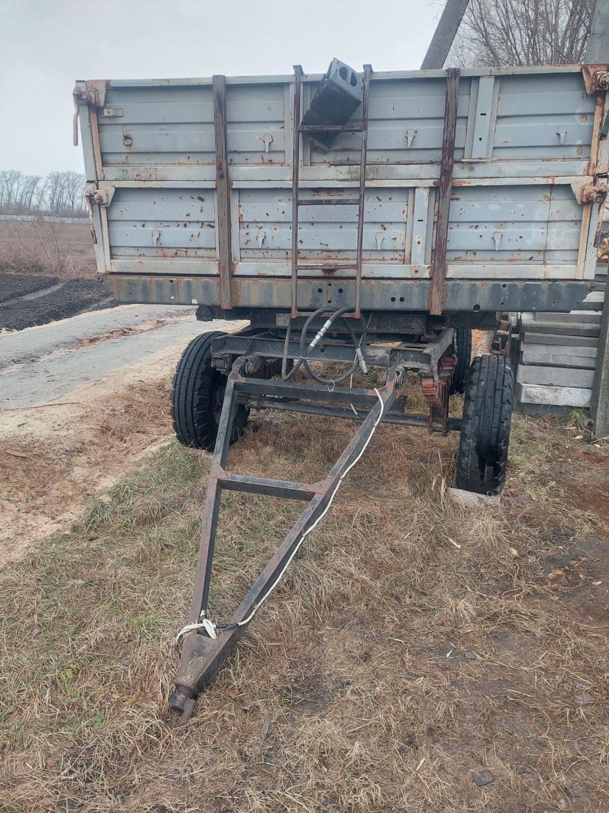 Тракторний причіп 2 ПТС - 4
