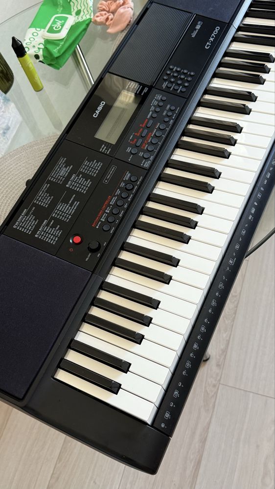 Синтезатор Casio CT-X700