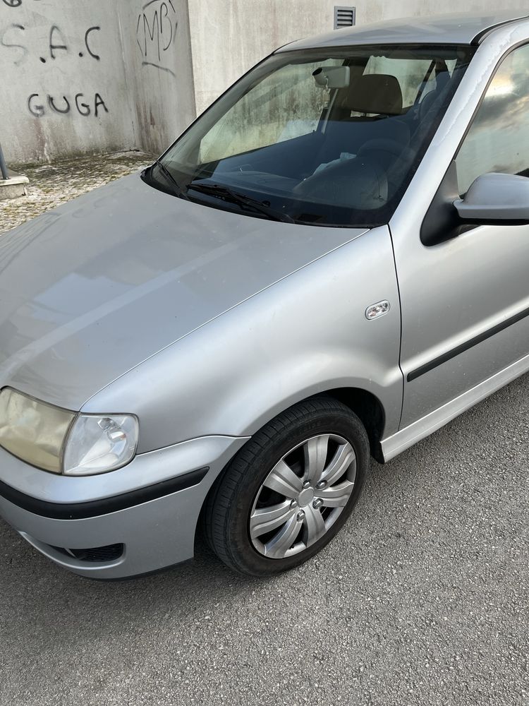 RESERVADO - VW Polo 1.0 Cinzento