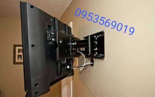 Повесить Телевизор на стену на кронштейн