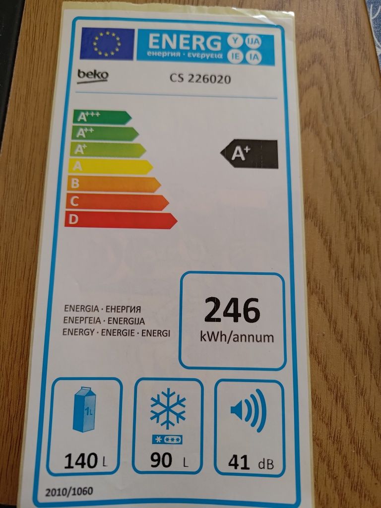 Lodówka Beko CS 226020 w 100% sprawna