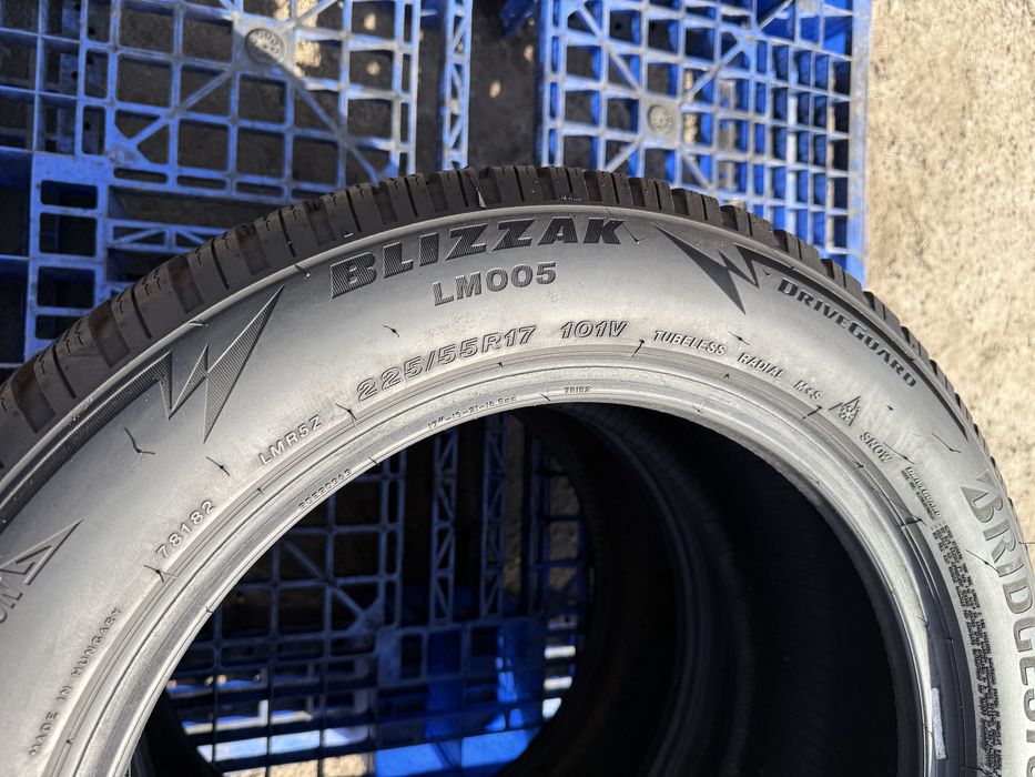 225/55 r17 Bridgestone Blizzak LM005 Резина зимняя