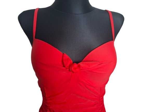 Czerwony strój kąpielowy S (131)