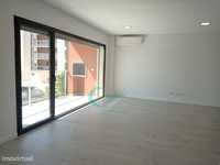 Apartamento T3 com 3 varandas e box n...