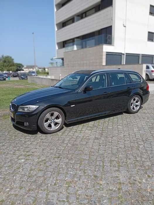 BMW 320d Touring 2011 – FULL EXTRAS