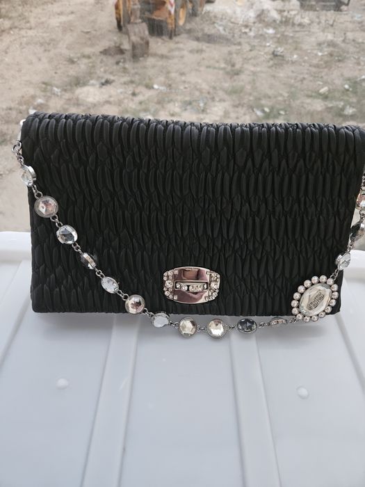 Bolsa miu miu preta
