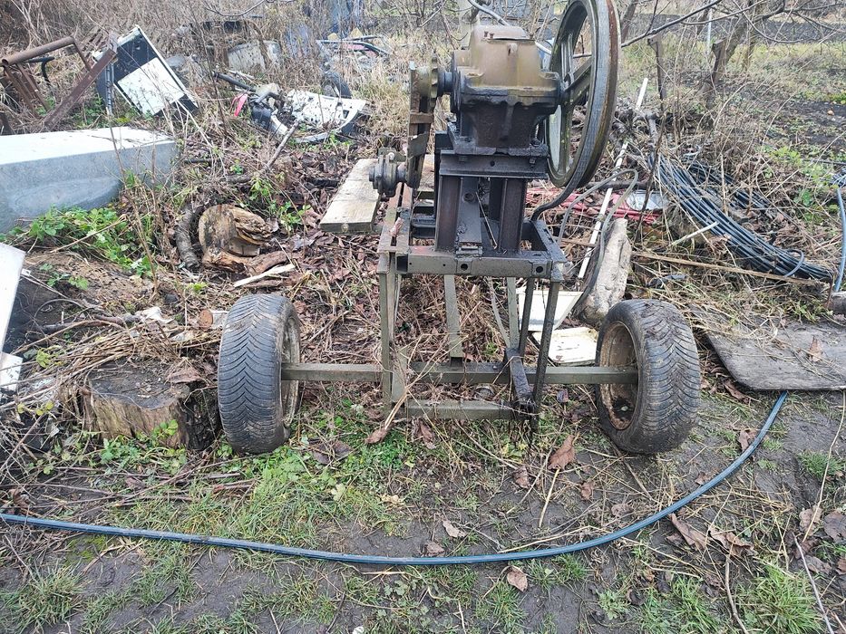 Продам дровокол бензиновий редукторний