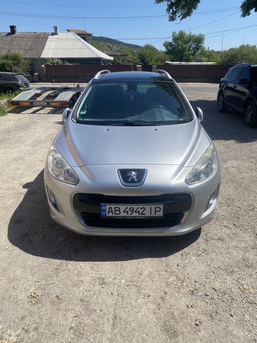 Продам пежо 308 sw 2012